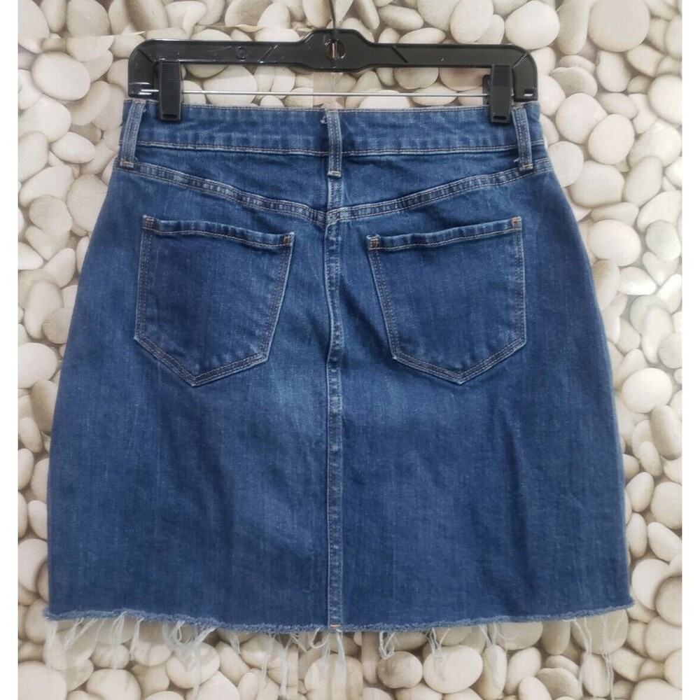 Old Navy Skirt Size 0 Distressed Raw Hem Jean Mini Blue Stretch Denim Pockets - Picture 3 of 5